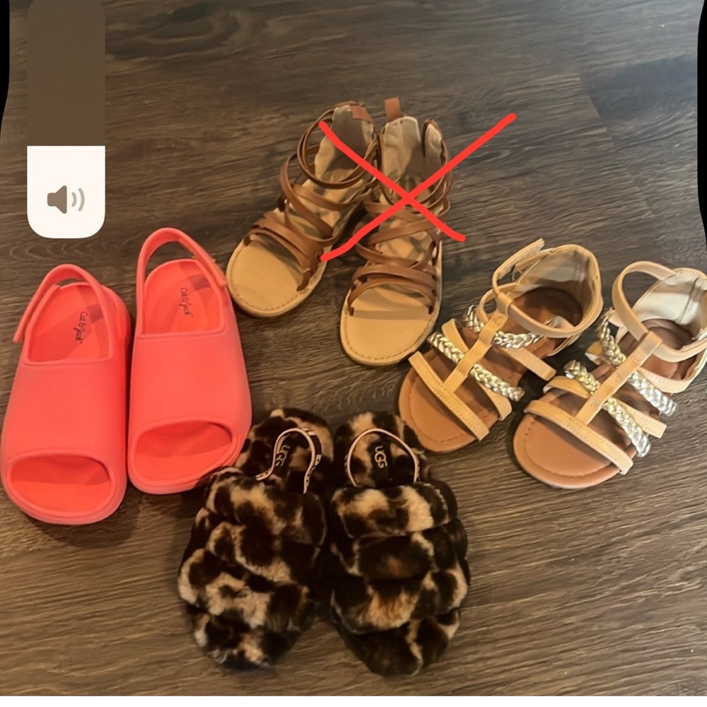 Toddler sz 10 sandals